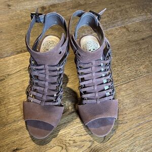 Vince Camuto Eval Caged Sandals, Brown size 6